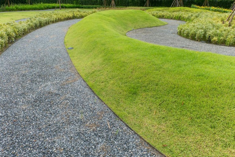 Comment réussir l'installation de votre gazon à Entzheim ?
